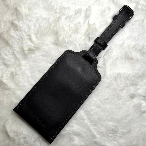 NWT COACH Luggage Tag With Penguin Print - Picture 2 of 4